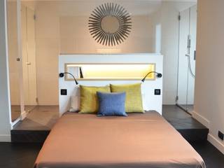 Renovation complète d'un appartement parisien de 83m2 - Entre décloisonnement & intimité, Agence MIND Agence MIND Modern style bedroom