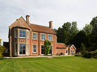 Traditional Farmhouse Kitchen Extension, Oxfordshire, HollandGreen HollandGreen Houses