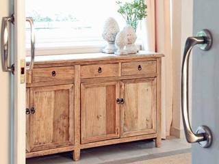 Sideboard made from recycled wood homify Mediterrane woonkamers Kasten & dressoirs