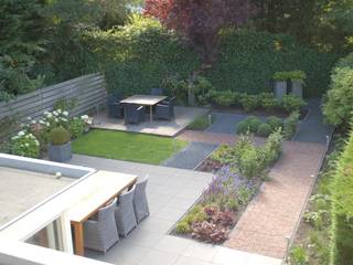 Moderne tuin Heemstede, Biesot Biesot Modern garden