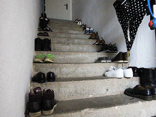 Umbau einer Schreinerei zu Lofts - "Loft 3", tbia - Thomas Bieber InnenArchitekten tbia - Thomas Bieber InnenArchitekten industrial style corridor, hallway & stairs