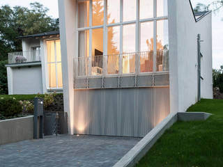 Gartenvilla Bergisch-Gladbach, Bachmann Badie Architekten Bachmann Badie Architekten モダンな 家