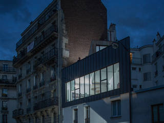 Maison individuelle - Saganaki House, bump architectes bump architectes Casas modernas Aluminio/Cinc