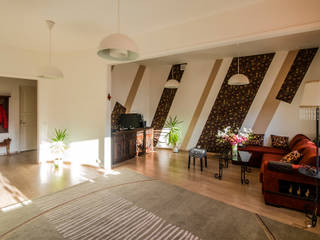 "Шутливый дизайн" - квартира в Москве, D&T Architects D&T Architects Minimalist living room