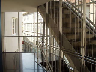 WH Czerningasse, Angst Architektur ZT GmbH Angst Architektur ZT GmbH Modern corridor, hallway & stairs