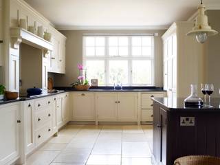Brewer's House | Stunning Light and Airy Kitchen, Humphrey Munson Humphrey Munson Kitchen