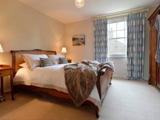 Restful Master Bedroom, Natalie Davies Interior Design Natalie Davies Interior Design Moderne slaapkamers