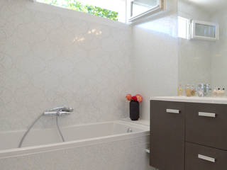 renovation de salle de bain , COLOMBE MARCIANO COLOMBE MARCIANO Scandinavian style bathrooms