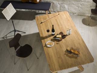 Veizla table: Heart of the design, Pemara Design Pemara Design Scandinavische eetkamers