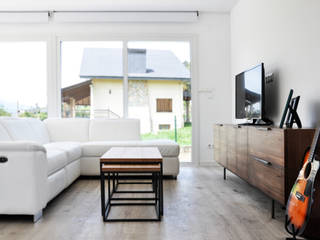 Casa prefabricada de 100 m2 - Casas Cube Casas Cube Salones de estilo moderno