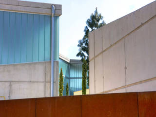 Museo del vidrio, BERNARDINO ARQUITECTOS, SLP BERNARDINO ARQUITECTOS, SLP Espacios comerciales