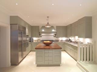Chelsea Kitchen designed and made by Tim Wood, Tim Wood Limited Tim Wood Limited Cocinas de estilo clásico