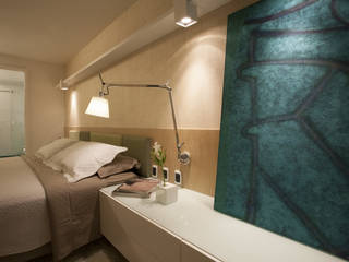 AH 1302, POCHE ARQUITETURA POCHE ARQUITETURA Modern style bedroom