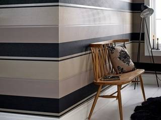 Spice Black & Gold Striped Wallpaper Wallpaperking Paredes e pisos modernos Papel de parede