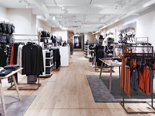 Mey Bodywear - Retail Konzept, CRi Cronauer + Romani Innenarchitekten GmbH CRi Cronauer + Romani Innenarchitekten GmbH Commercial spaces