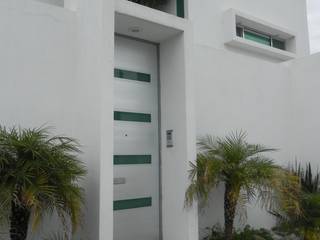 CASA ZAGO, ARKIZA ARQUITECTOS by Arq. Jacqueline Zago Hurtado ARKIZA ARQUITECTOS by Arq. Jacqueline Zago Hurtado Minimalist windows & doors Aluminium/Zinc