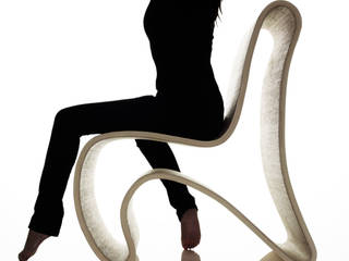 Curved (ch)air, Nick Ronde Ontwerpen Nick Ronde Ontwerpen モダンデザインの 多目的室