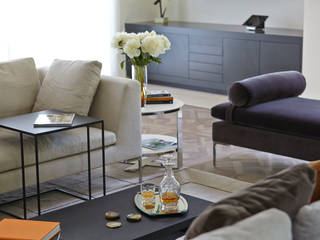 Highwood, Berkshire, Concept Interior Design & Decoration Ltd Concept Interior Design & Decoration Ltd Living roomSofas & armchairs