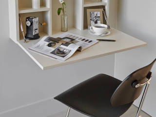 Living Room, Highwood, Berkshire Concept Interior Design & Decoration Ltd 모던스타일 거실 수납