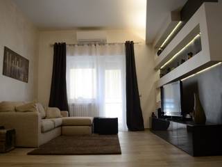 Appartamento Roma Prati, piano a piano a Moderne Wohnzimmer