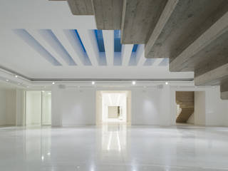 Edificio Bianco, Mario Ferrara Mario Ferrara Commercial spaces