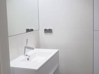 WC dla brodacza, idea projekt idea projekt Moderne Badezimmer