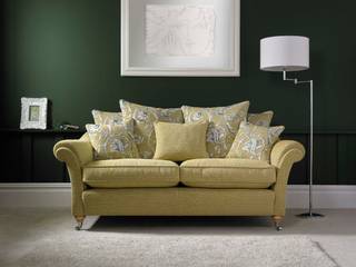 Classic Handmade Upholstered Sofas & Chairs, ValeBridgecraft ValeBridgecraft Living room