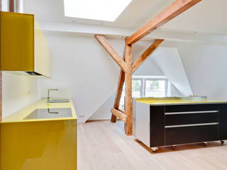 homify Modern kitchen