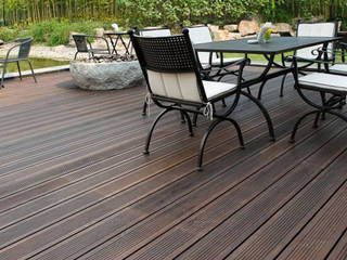 DECK DE BAMBU ECOLOGICO, WOODGRASS WOODGRASS Balcones y terrazas de estilo moderno