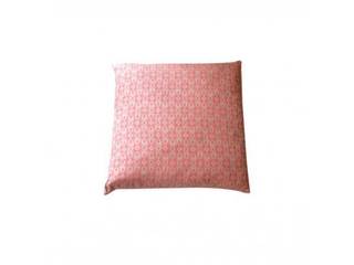 Coussin FELICIE jacquard rose, la Roulotte du Pinson la Roulotte du Pinson غرفة نوم