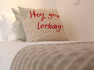Canastras - Home Staging, Staging Factory Staging Factory Modern style bedroom Textiles