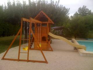 Pool Side Climbing Frame, Selwood Products Ltd Selwood Products Ltd Minimalistischer Garten