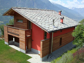 Villa in legno a Quart (AO), Eddy Cretaz Architetttura Eddy Cretaz Architetttura モダンな 家