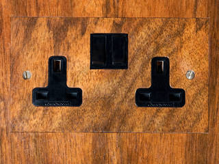 Wooden Sockets designed and made by Tim Wood, Tim Wood Limited Tim Wood Limited Casas de estilo ecléctico