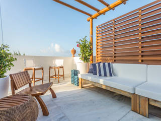 homify Tropischer Balkon, Veranda & Terrasse