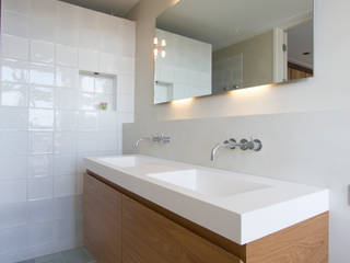 Marike penthouse, Amsterdam, Marike Marike Mediterranean style bathrooms
