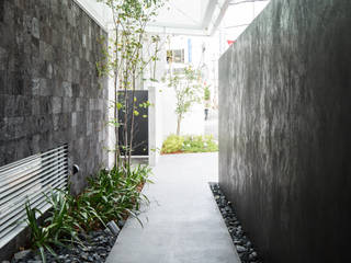 姫島の家, Abax Architects Abax Architects Pasillos, vestíbulos y escaleras modernos