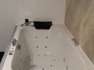 PROJECT WAS DELETED! T&R Design GmbH Classic style bathroom Bathtubs & showers
