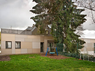 „Goldstück“ - Kindergarten in Wuppertal, Energetische Sanierung einer Kindertagesstätte , insa4 ingenieure sachverständige architekten insa4 ingenieure sachverständige architekten Gewerbeflächen
