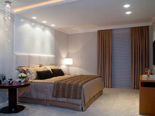 Apartamento Beiramar FL, KARINA KOETZLER arquitetura e interiores KARINA KOETZLER arquitetura e interiores Modern style bedroom Beige