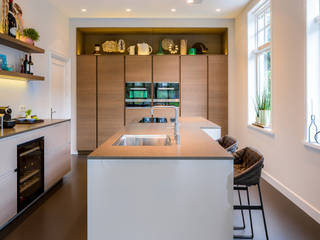 Keukens voorzien van een gietvloer, Design Gietvloer Design Gietvloer Modern kitchen