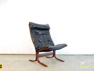 Vintage design fauteuils / armchairs, De gele etalage De gele etalage ห้องนั่งเล่น หนัง Grey