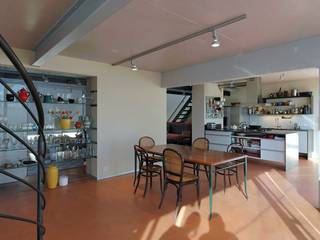 open plan space allmermacke Modern Dining Room Engineered Wood Transparent