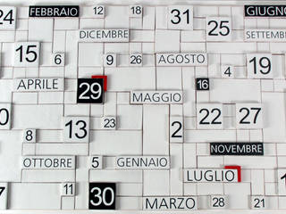 DAY TILES [CALENDAR], na3 - studio di architettura na3 - studio di architettura Otros espacios Cerámico Objetos artísticos