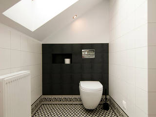 homify Skandinavische Badezimmer Schwarz