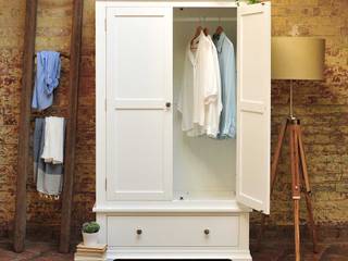 Chantilly White Double Wardrobe The Cotswold Company カントリースタイルの 寝室 木