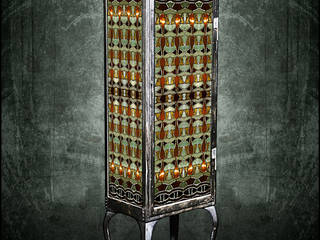 Metal cabinets with stained glass., KAGADATO KAGADATO Living room