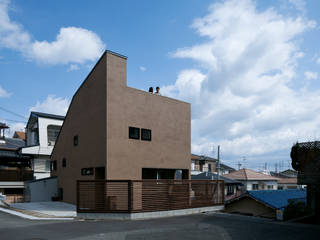 モグラハウス, 藤森大作建築設計事務所 藤森大作建築設計事務所 Casas estilo moderno: ideas, arquitectura e imágenes