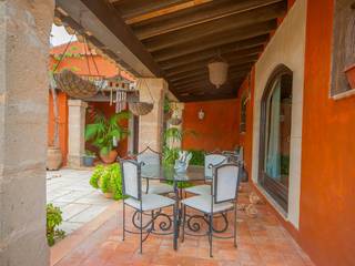 Villa S'Aranjassa, Lola Lola Balconies, verandas & terraces Accessories & decoration Iron/Steel Beige