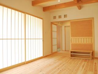 出屋敷の家, 西川真悟建築設計 西川真悟建築設計 Living room